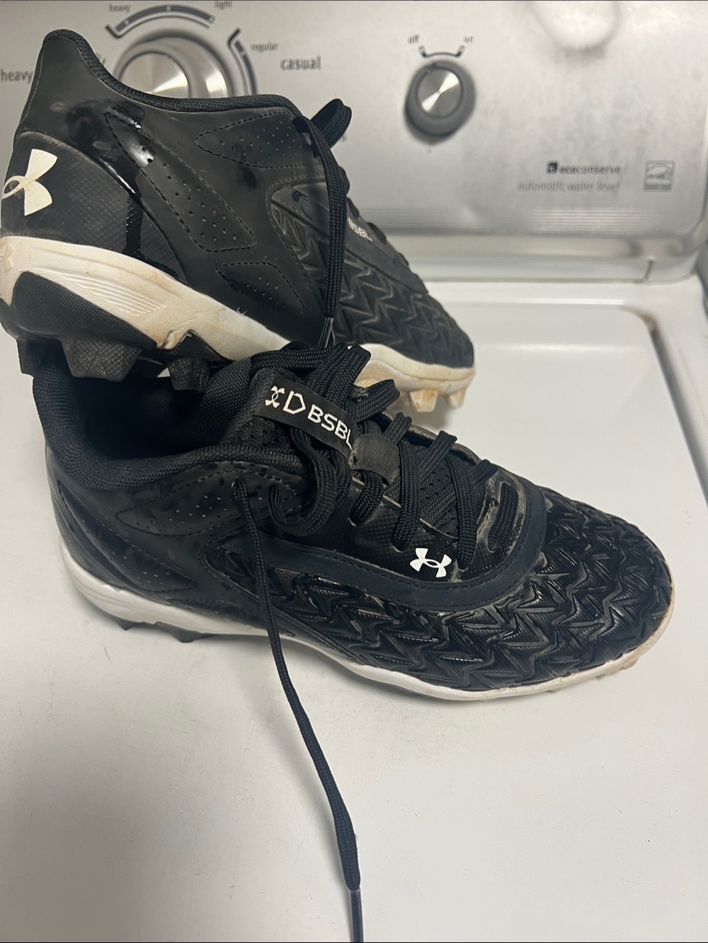 Under Armour Black Baseball Cleats with White Accents